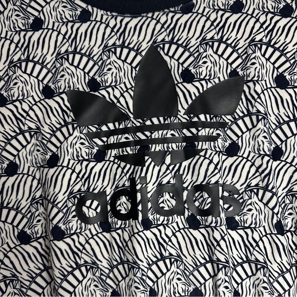 Adidas Jacket Zebra Repeating Print Sweatshirt Size Medium Youth Womens - Picture 3 of 7